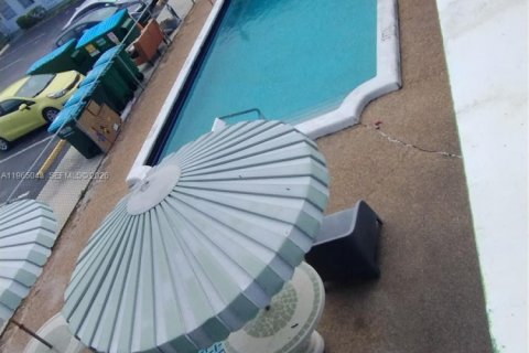 Apartamento en alquiler en Hollywood, Florida, 1 dormitorio, 53.51 m2 № 2026370 - foto 13