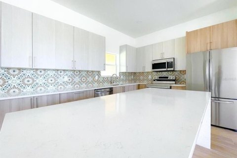 Casa en venta en Port Charlotte, Florida, 4 dormitorios, 167.22 m2 № 1629556 - foto 6