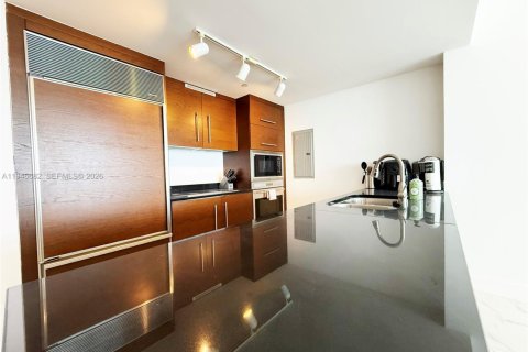 Condominio en venta en Miami, Florida, 2 dormitorios, 121.98 m2 № 2002898 - foto 6