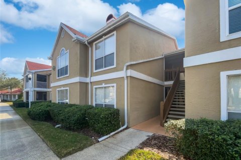 Condo in Tampa, Florida, 2 bedrooms  № 1732957 - photo 6