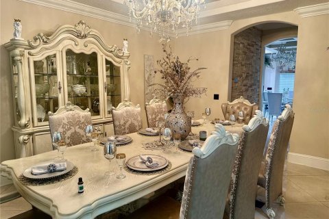 House in Winter Garden, Florida 6 bedrooms, 690.08 sq.m. № 1803072 - photo 9