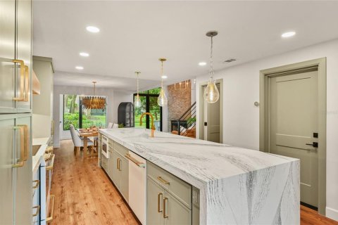Copropriété à vendre à Maitland, Floride: 2 chambres, 126.25 m2 № 2408936 - photo 5