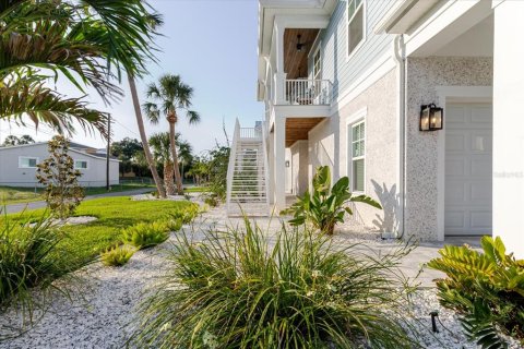 Villa ou maison à vendre à Tarpon Springs, Floride: 3 chambres, 224.54 m2 № 1755220 - photo 7