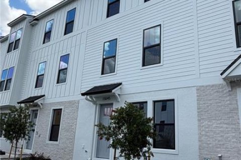 Touwnhouse à Winter Garden, Floride 4 chambres, 171.5 m2 № 2329476
