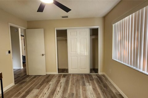 House in Lake Mary, Florida 3 bedrooms, 181.35 sq.m. № 2393516 - photo 11