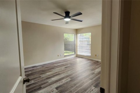 House in Lake Mary, Florida 3 bedrooms, 181.35 sq.m. № 2393516 - photo 4
