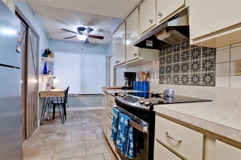 Condominio en venta en Holmes Beach, Florida, 2 dormitorios, 104.14 m2 № 1910619 - foto 17