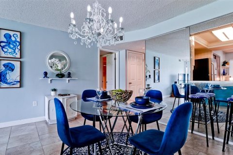 Condominio en venta en Holmes Beach, Florida, 2 dormitorios, 104.14 m2 № 1910619 - foto 12