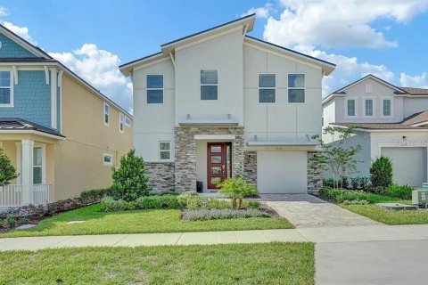 Casa en SOLARA RESORT en Kissimmee, Florida 4 dormitorios, 229.65 m2 № 2356493