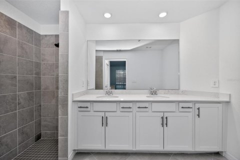 Condo in Venice, Florida, 2 bedrooms in WELLEN PARK № 2211769 - photo 27
