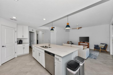 Condo in Venice, Florida, 2 bedrooms in WELLEN PARK № 2211769 - photo 16