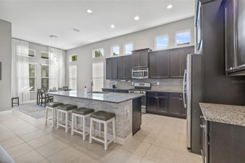 House in Apollo Beach, Florida 4 bedrooms, 236.9 sq.m. № 1787938 - photo 14