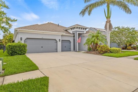 House in Apollo Beach, Florida 4 bedrooms, 236.9 sq.m. № 1787938 - photo 2