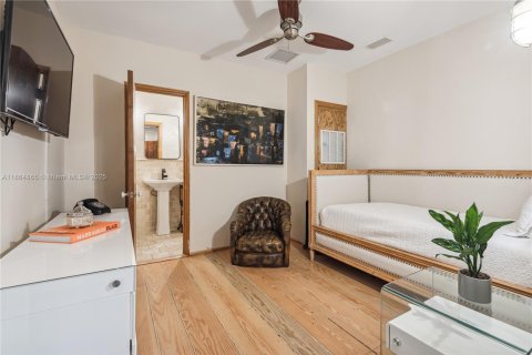 Villa ou maison à vendre à Miami Beach, Floride: 4 chambres, 324.69 m2 № 1893201 - photo 20