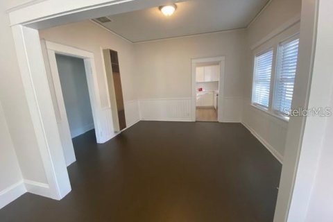 House in Groveland, Florida 3 bedrooms, 133.04 sq.m. № 2217950 - photo 9