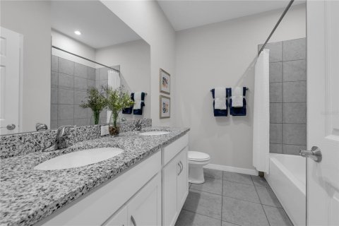 House in West Melbourne, Florida 4 bedrooms, 170.85 sq.m. № 1868867 - photo 23