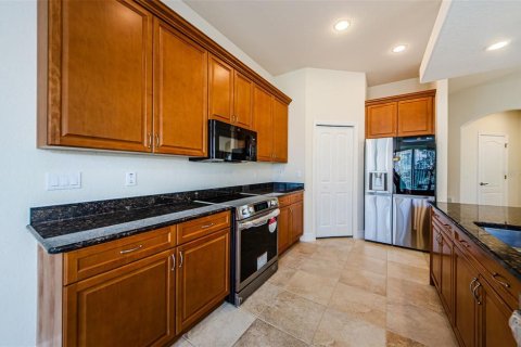 Touwnhouse à vendre à Tarpon Springs, Floride: 3 chambres, 241.45 m2 № 1620301 - photo 10