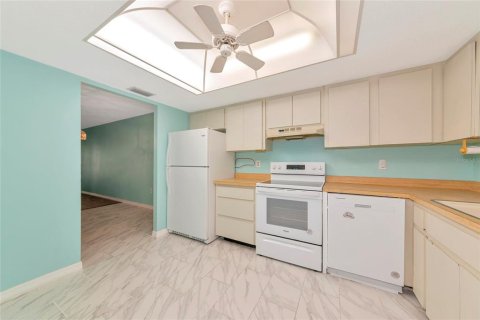 Condominio en venta en Bradenton, Florida, 2 dormitorios, 106.28 m2 № 1771023 - foto 6
