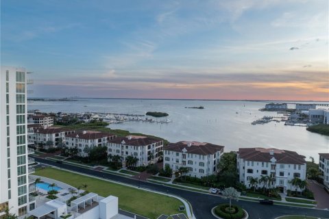 Condominio en venta en Tampa, Florida, 2 dormitorios, 217.76 m2 № 2142375 - foto 6