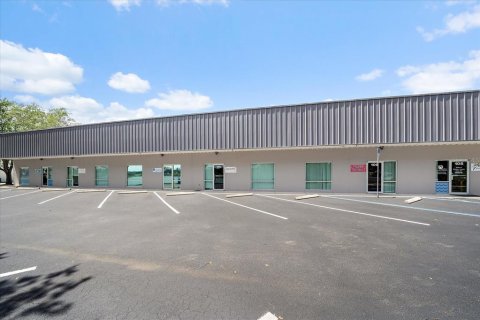 Propiedad comercial en venta en Sarasota, Florida, 176.14 m2 № 1820590 - foto 2
