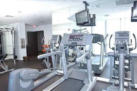 Condominio en venta en Sunny Isles Beach, Florida, 1 dormitorio, 62.43 m2 № 2434450 - foto 9