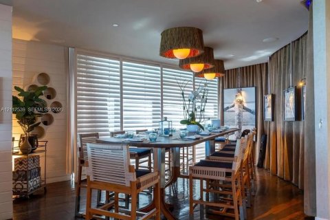 Condominio en venta en Sunny Isles Beach, Florida, 1 dormitorio, 62.43 m2 № 2434450 - foto 7