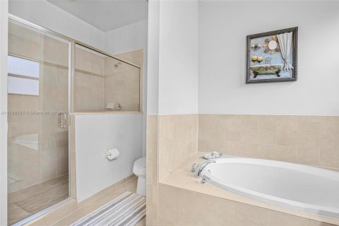 House in Homestead, Florida 5 bedrooms, 271.65 sq.m. № 1652853 - photo 16