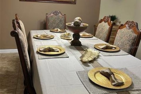 Casa en venta en Groveland, Florida, 4 dormitorios, 263.94 m2 № 1903744 - foto 14