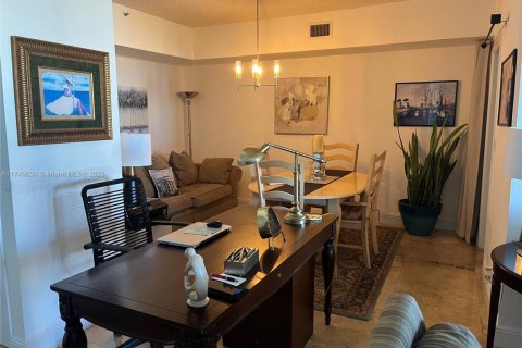 Condo in Aventura, Florida, 2 bedrooms  № 1958633 - photo 4