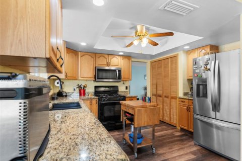House in Sunrise, Florida 2 bedrooms, 119.57 sq.m. № 1844052 - photo 27