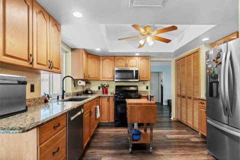 House in Sunrise, Florida 2 bedrooms, 119.57 sq.m. № 1844052 - photo 26