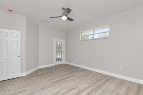 Casa en venta en Winter Haven, Florida, 3 dormitorios, 192.96 m2 № 2156890 - foto 23
