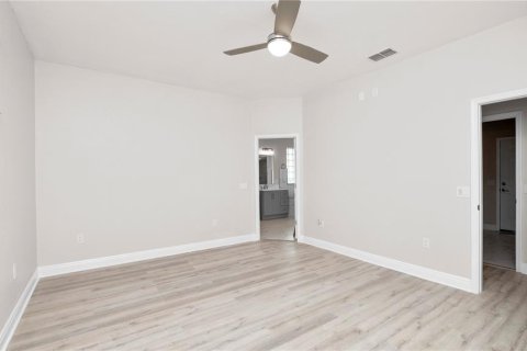 Casa en venta en Winter Haven, Florida, 3 dormitorios, 192.96 m2 № 2156890 - foto 24
