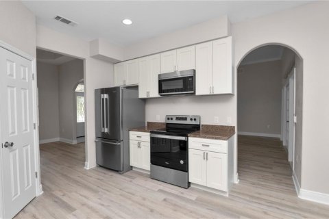 Casa en venta en Winter Haven, Florida, 3 dormitorios, 192.96 m2 № 2156890 - foto 17