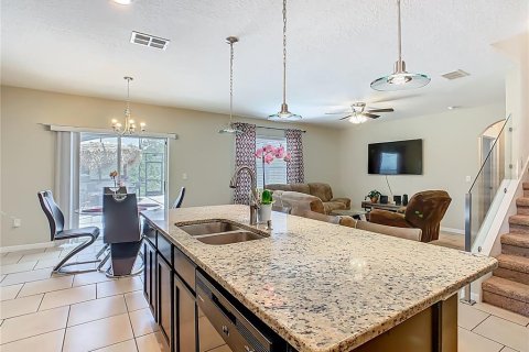 Casa en venta en Davenport, Florida, 5 dormitorios, 250.46 m2 № 1787929 - foto 15