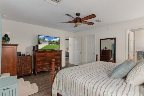 House in Homosassa, Florida 2 bedrooms, 128.76 sq.m. № 1917676 - photo 13