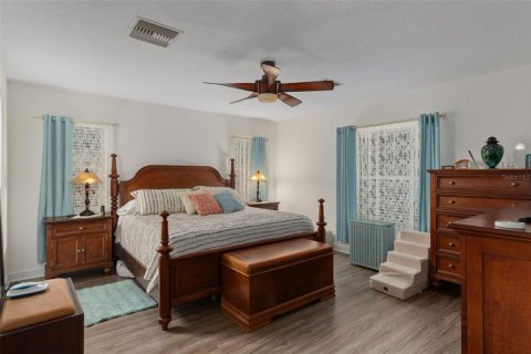 House in Homosassa, Florida 2 bedrooms, 128.76 sq.m. № 1917676 - photo 11