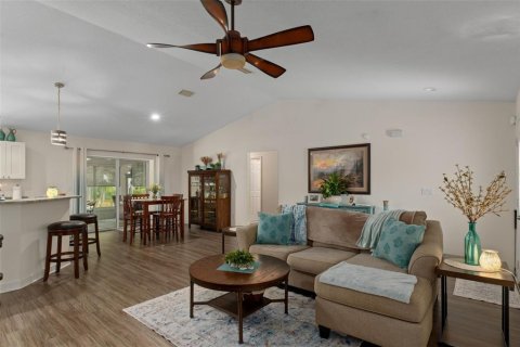 House in Homosassa, Florida 2 bedrooms, 128.76 sq.m. № 1917676 - photo 4