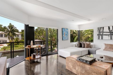 Снять в аренду виллу или дом в Майами, Флорида 3 спальни, 171.87м2, № 2031320 - фото 9