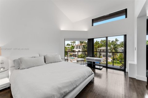 Снять в аренду виллу или дом в Майами, Флорида 3 спальни, 171.87м2, № 2031320 - фото 22