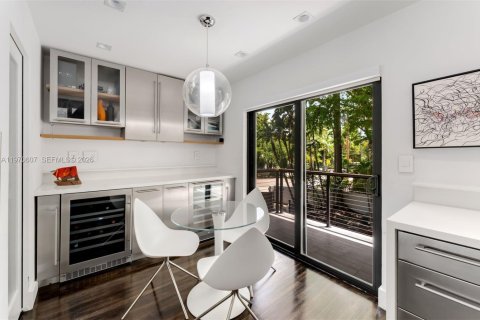 Снять в аренду виллу или дом в Майами, Флорида 3 спальни, 171.87м2, № 2031320 - фото 15