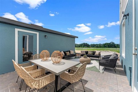 Townhouse in Apopka, Florida 4 bedrooms, 164.81 sq.m. № 1885500 - photo 9