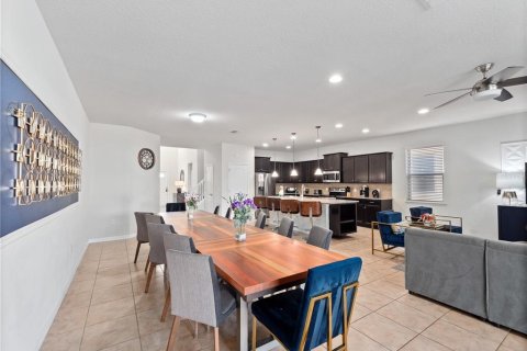 Villa ou maison à vendre à Kissimmee, Floride: 8 chambres, 375.42 m2 № 1815719 - photo 8