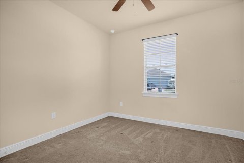 House in Howey-in-the-Hills, Florida 3 bedrooms, 153.47 sq.m. № 1885700 - photo 12