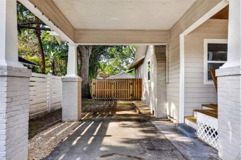 Купить виллу или дом в Тампа, Флорида 3 комнаты, 111.11м2, № 2147537 - фото 8