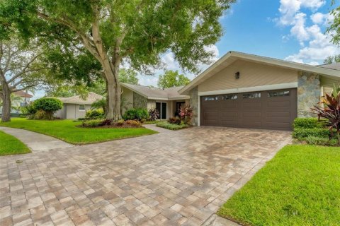 Casa en venta en Tampa, Florida, 4 dormitorios, 240.99 m2 № 1570444 - foto 7