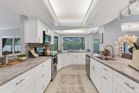 Casa en venta en Tampa, Florida, 4 dormitorios, 240.99 m2 № 1570444 - foto 22