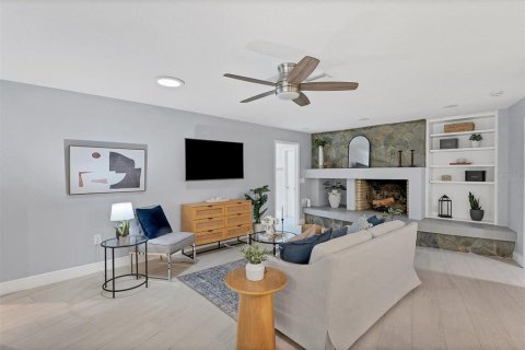 Casa en venta en Tampa, Florida, 4 dormitorios, 240.99 m2 № 1570444 - foto 25