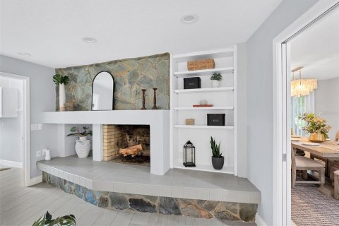 Casa en venta en Tampa, Florida, 4 dormitorios, 240.99 m2 № 1570444 - foto 28