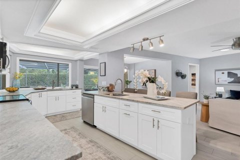 Casa en venta en Tampa, Florida, 4 dormitorios, 240.99 m2 № 1570444 - foto 21
